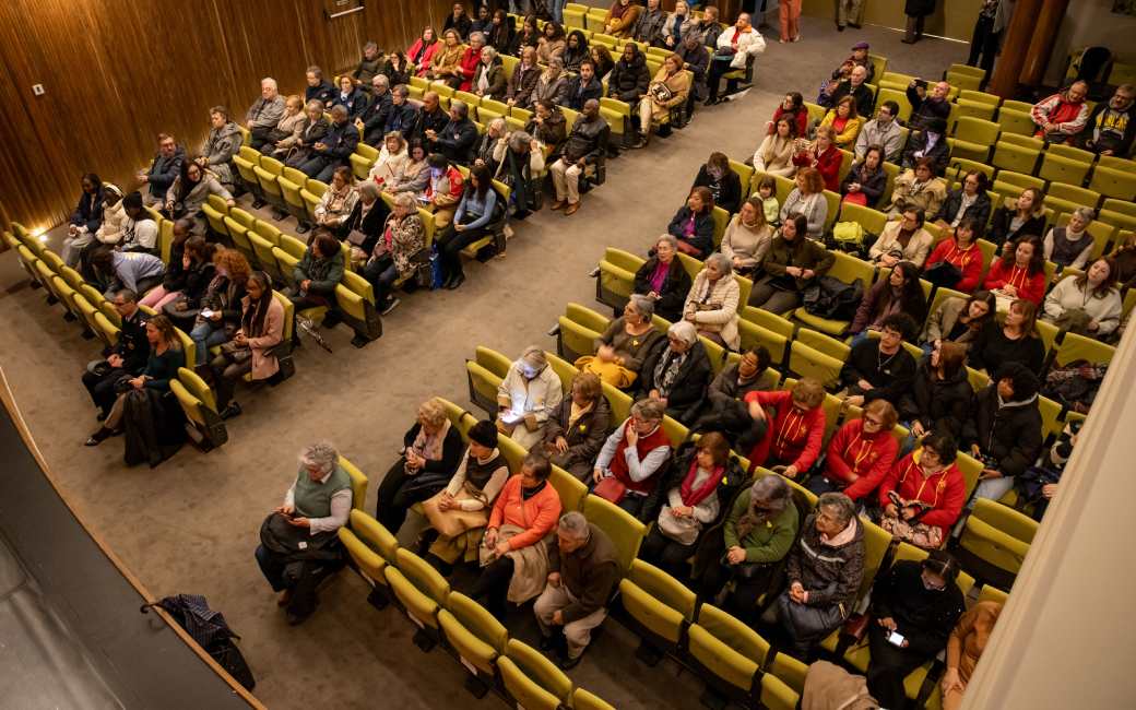 Cerimónia de Distinção dos/as voluntários/as ativos/as 2023 e das Organizações Promotoras de Voluntariado ativas 2023